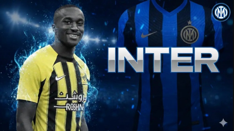 记者：药厂与国米同场竞价迪亚比，均向吉达联合报价约2000万欧