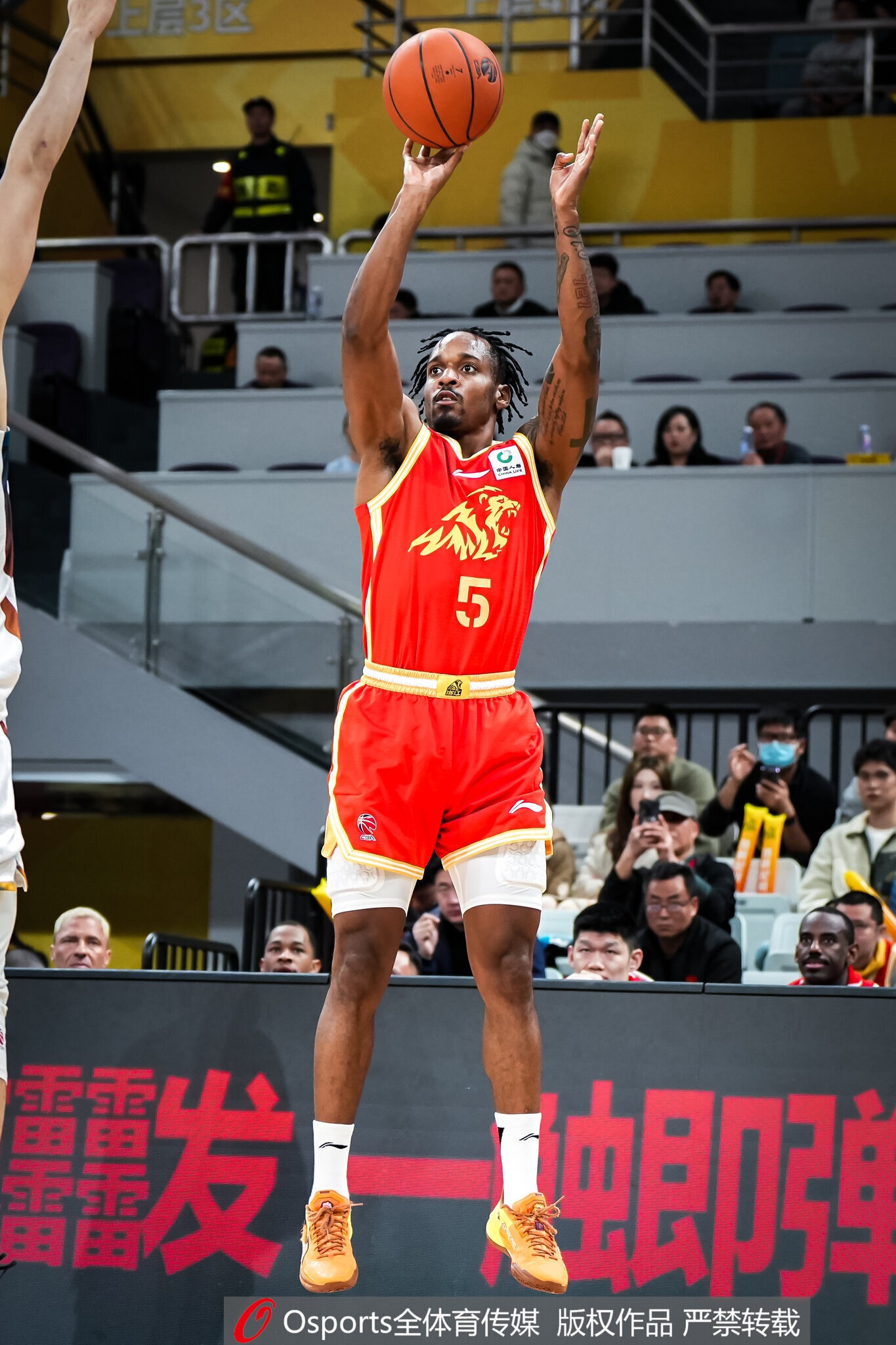 巴里·布朗CBA生涯至今荣誉：1次全明星 1次总冠军 1次总决赛MVP
