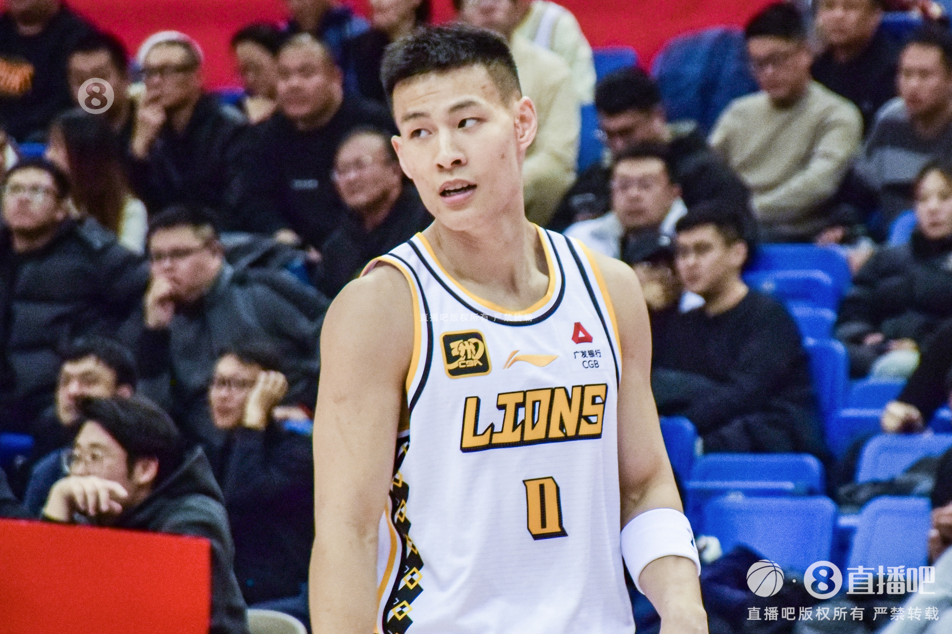媒体人：广厦此前相当于租借林秉圣 他却能以非自由身参加CBA选秀